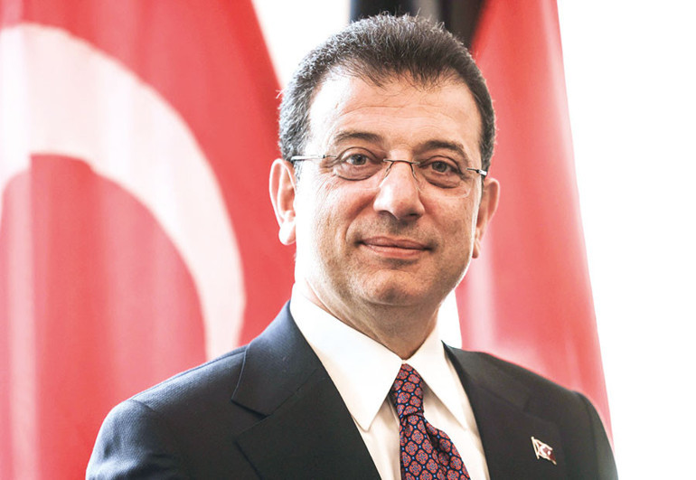 Kitlesini komisyona ikna için Özgür Özel’e tüyo