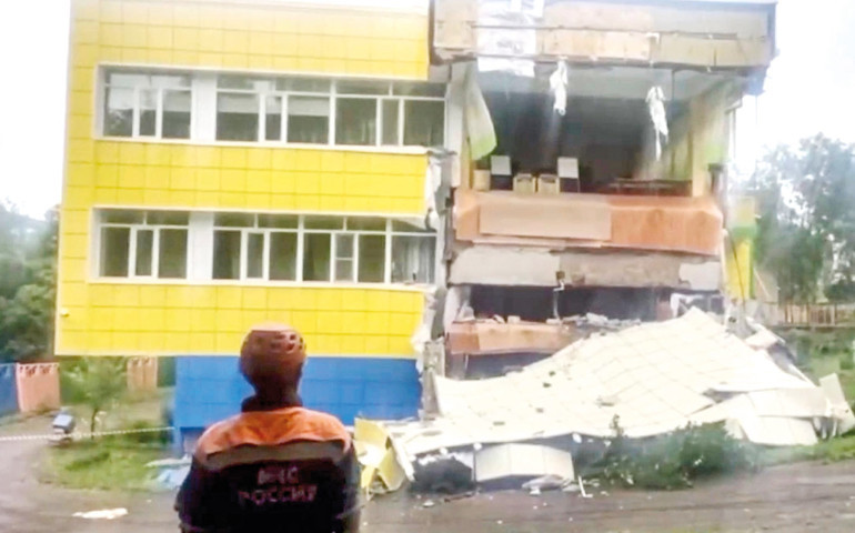 8.8 dünyayı korkuttu... Rusya’da meydana gelen depremde can kaybı yaşanmadı 4 metrelik dev dalgalar kıyıya vurdu