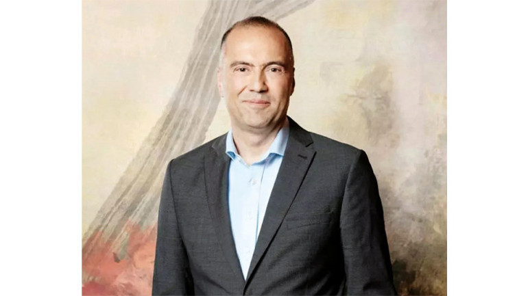 Sınırlar kayboldu mesai bitmiyor