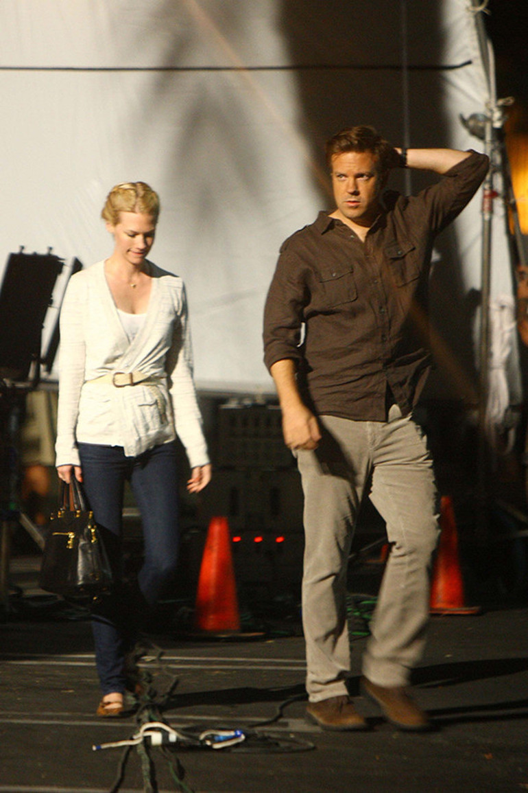 Oğlu neredeyse boyunu aştı babasının kim olduğunu yıllardır açıklamadı