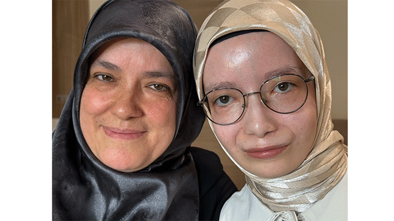 Bu rahatsızlığın adı Moebius sendromu... Doğuştan kullanamıyordu 23 yıl sonra kavuştu: “Sürekli aynaya bakar oldum”