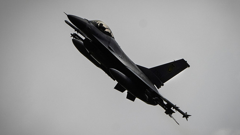 Rus endişesi Ukraynaya taktik değiştirtti Eski yöntem rafa kalktı... F-16lar için devrim niteliğinde