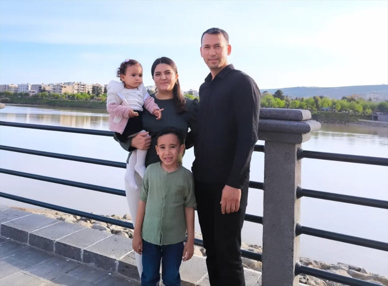 Denizlide kan donduran vahşet Polis memuru, eşini ve iki çocuğunu öldürüp intihar etti