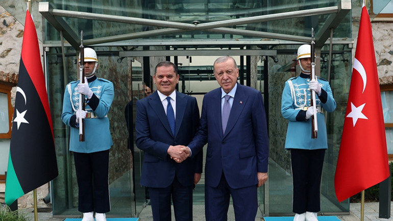 Türkiye - İtalya - Libya zirvesi | Cumhurbaşkanı Erdoğan, Meloni ve Dibeybe ile görüştü