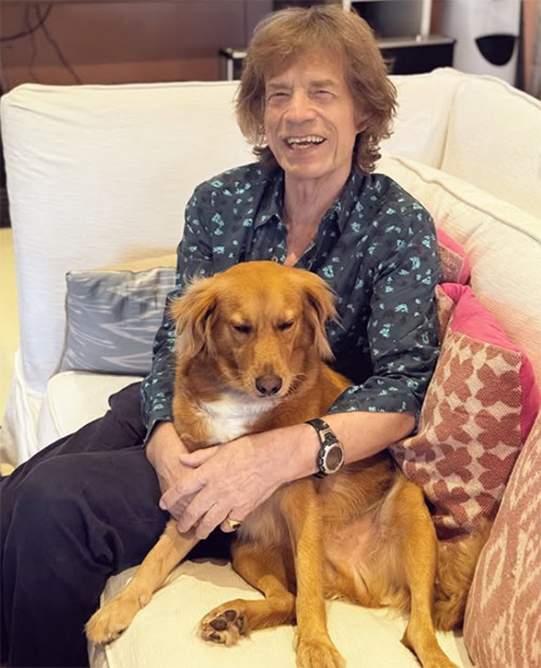 44 yaş genç sevgilisinden bir çocuk daha hayal ediyor... Herkesin torunu sandığı en küçük oğlunun mutlu gününü kutladı