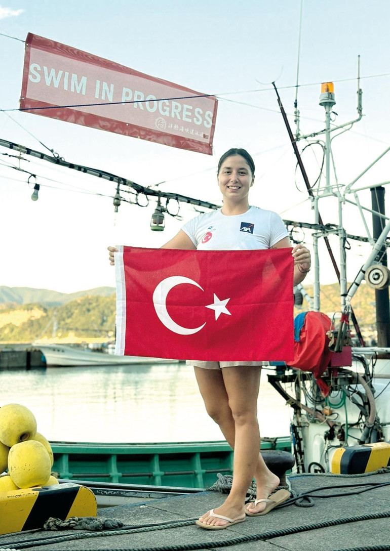 Alkışlar Bengisu’ya