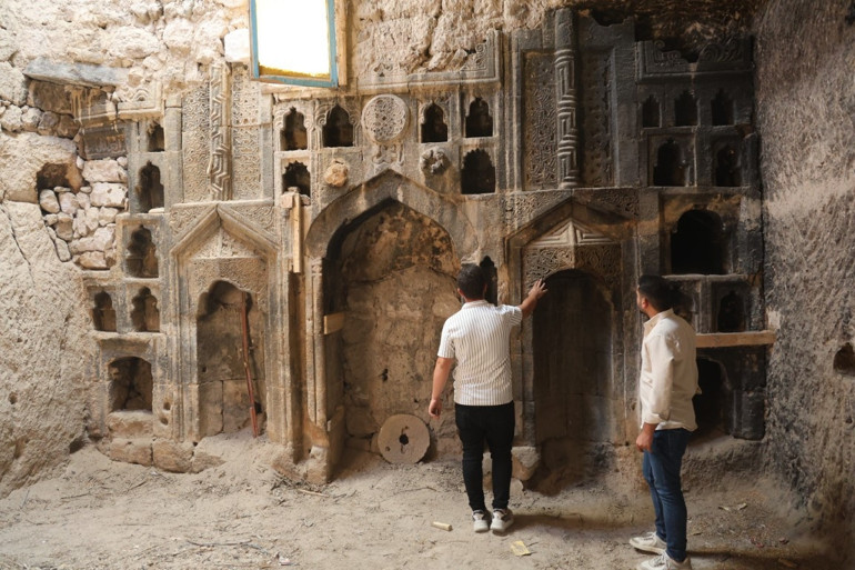 Kömürlükten çıkan hazine | Yıllardır biliniyordu ama açılmamıştı: Temizlik çalışmasında aydınlığa kavuştu