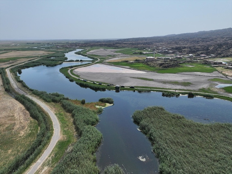 Ağrı Dağının eteklerindeki sulak alanlar turizme kazandırılıyor