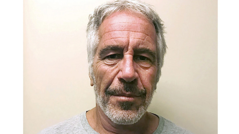 Epstein mağdurlarının savcıya sitemi: Öncelik zengin adamları korumak