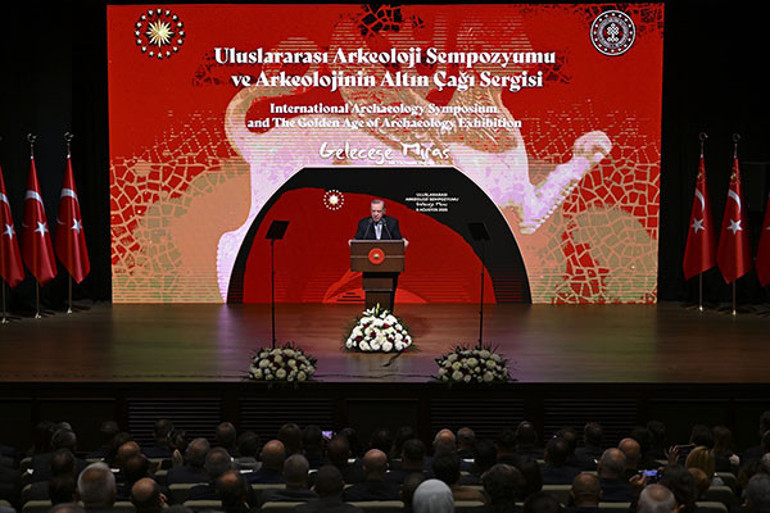 Cumhurbaşkanı Erdoğan: Türkiye dünya arkeolojisinde ilk sırada yer alıyor