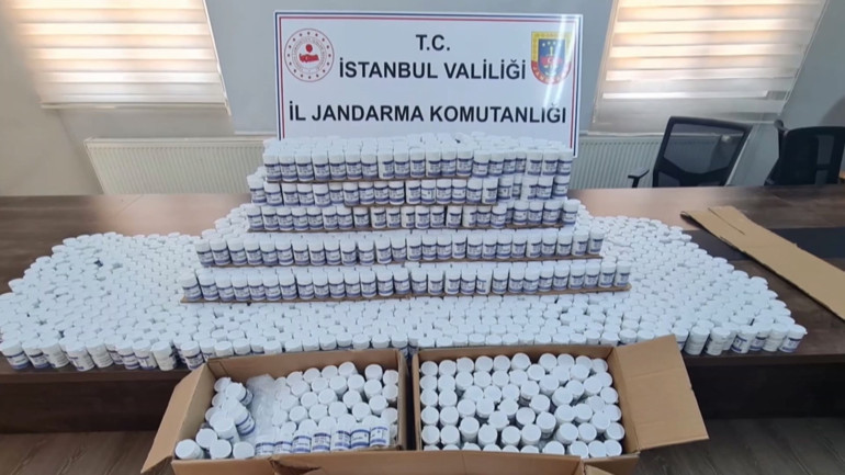 İstanbulda dev operasyon Milyonlarca hap ele geçirildi