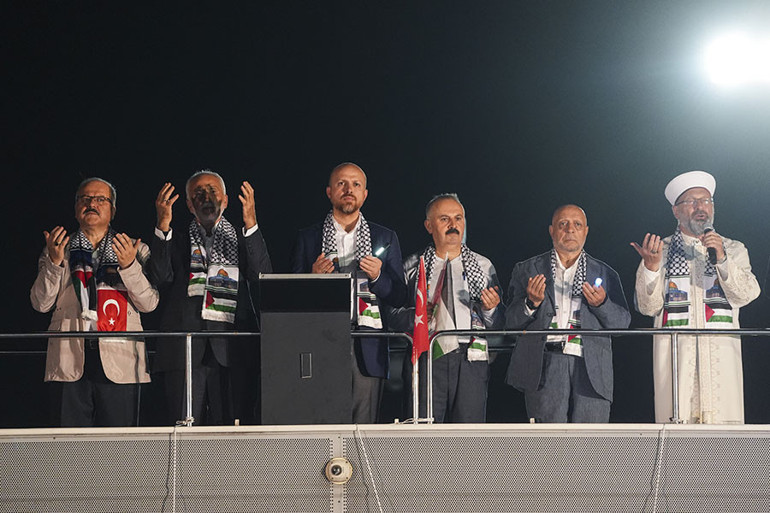 Son dakika... Beyazıttan Ayasofyaya Gazze yürüyüşü