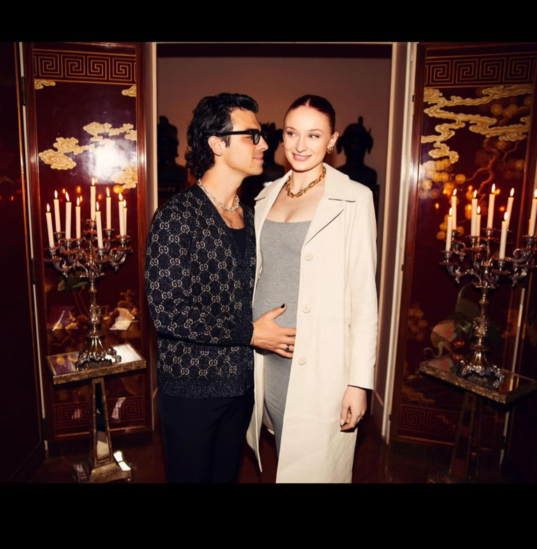 ‘İki kızını unuttun’ diyenlere ateş püskürdü… ‘Biraz da gidip babalarına sorun