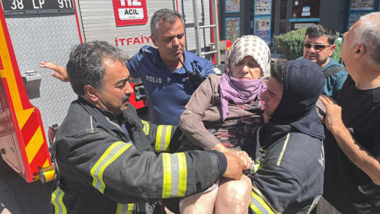 Kayseride 14 katlı apartmanda çıkan yangın söndürüldü