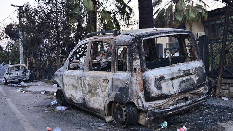 Son dakika... İzmir, Manisa ve Antalyada orman yangını 3 kişi gözaltına alındı