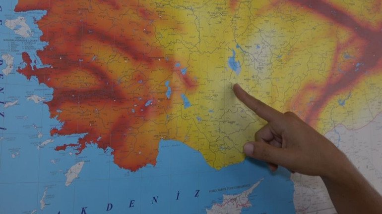Deprem üretecek fayları tek tek sayarak uyardı: 6.8 büyüklüğünde deprem potansiyeline sahip