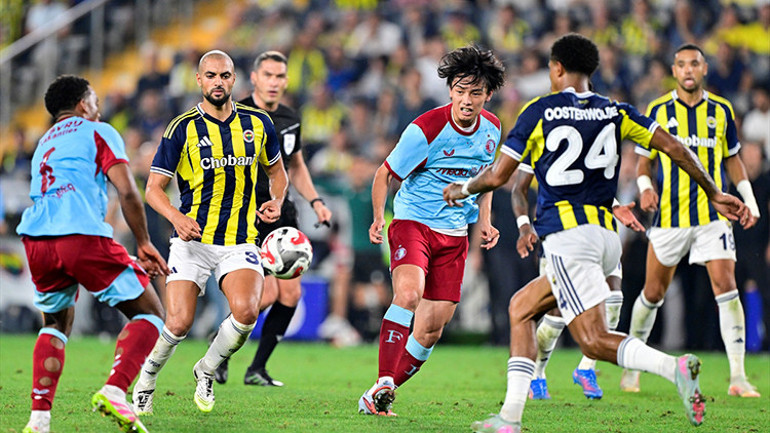 Fenerbahçenin Feyenoord zaferini Hürriyet yazarları değerlendirdi: Olağanüstü özgüven Fizik gücü ve coşkusuyla ezdi