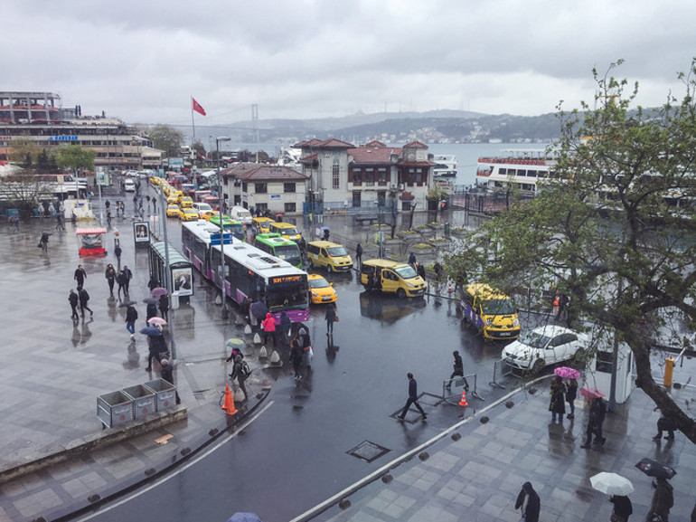 Yeniden ateş topunun içinde olacağız: ‘Yaz bir ay daha uzayacak’ Sıcaklık kaç derece olacak Yağmur ne zaman yağacak