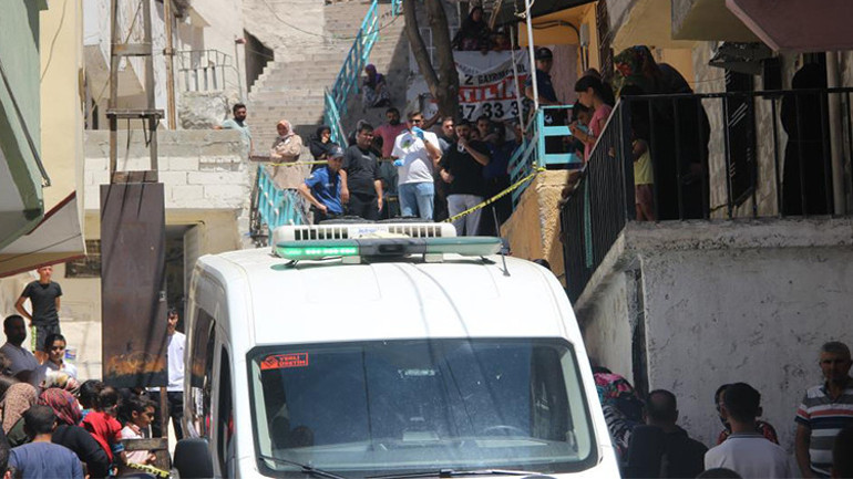 Şanlıurfada feci olay Evde ölü bulunan çiftle ilgili detaylar ortaya çıktı... Eşini öldürüp intihar etmiş