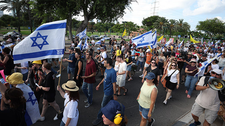 Tel Avivde hayat durma noktasında