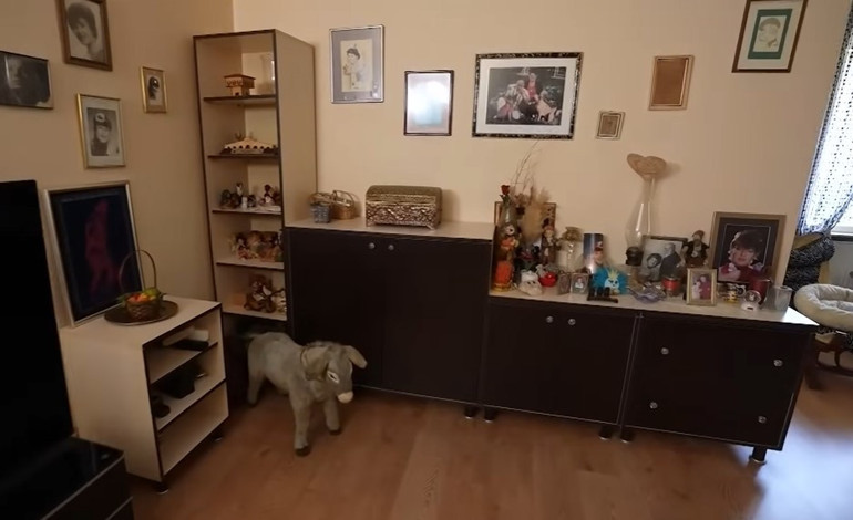 Evi kentsel dönüşüme girdi taşınmak zorunda kaldı... Ünlü şarkıcı yeni yuvasının kapılarını açtı