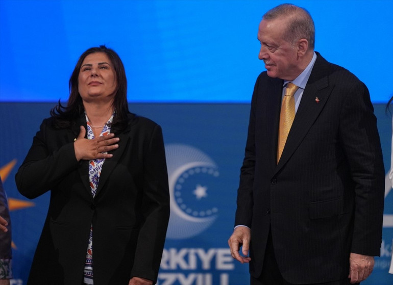 Özlem Çerçioğlundan Özgür Özele suç duyurusu