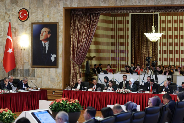 TBMM Başkanı Numan Kurtulmuş: Süreçte tarihi misyon üstleniyoruz