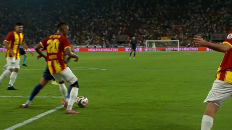 Süper Ligde 2. haftanın VAR kayıtları açıklandı Fenerbahçenin kazandığı penaltı...