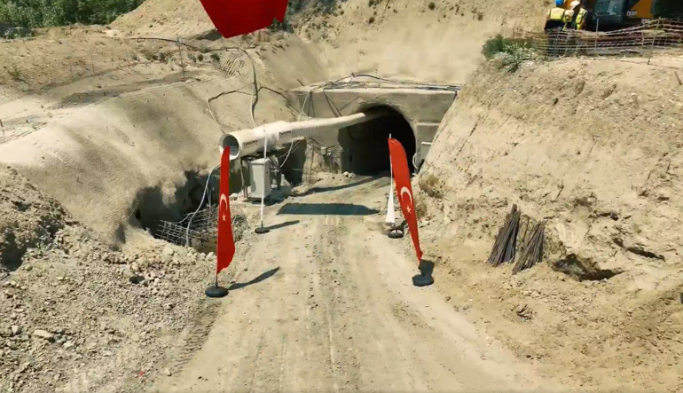 Bakan Kurum paylaştı: Ülkemizin en büyük atık su tünelini inşa ediyoruz