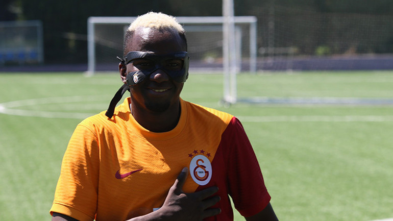 Eskişehirli Osimhenden 1. Lig ve Süper Lig takımlarına çağrı: Amatöre fazlayım, görün beni