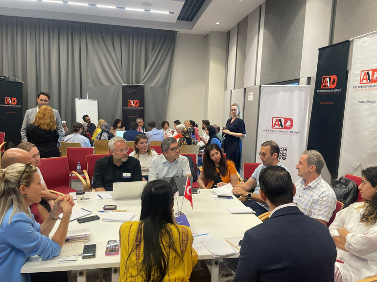 Afetlere karşı bilimsel güç birliği