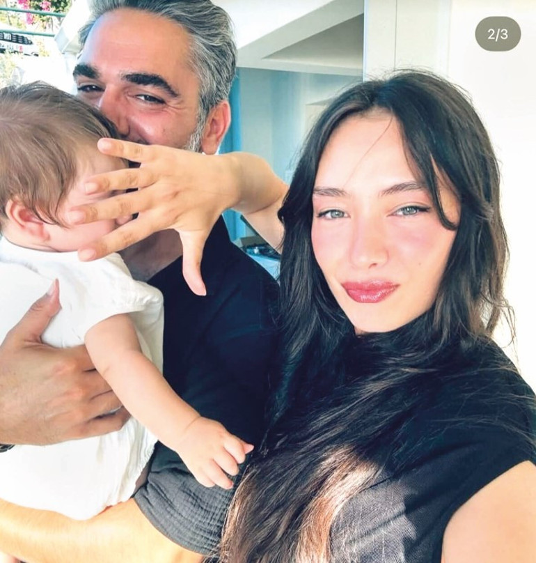 Neslihan Atagülden ilk aile pozu