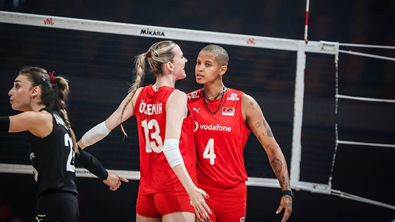 Filenin Sultanları, İspanyayı rahat geçti: 3-0 (Dünya Kadınlar Voleybol Şampiyonası)
