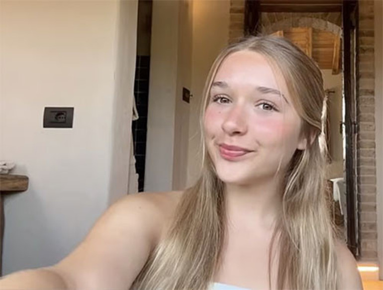 Ne tür bir anne ve baba çocuğuna bunu yapar Onu farklı sanmıştık... Bildiğin zengin çocuğu çıktı