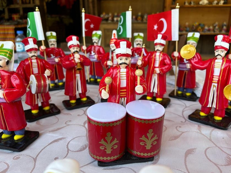 Kültür ve sanatı hamurla yoğuruyor