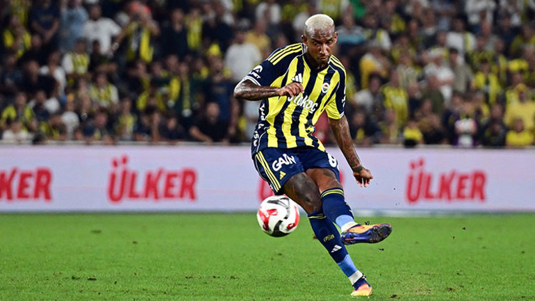 Fenerbahçe’nin Kocaelispor galibiyetini usta yazarlar değerlendirdi: Benfica maçında 11’de başlamalı