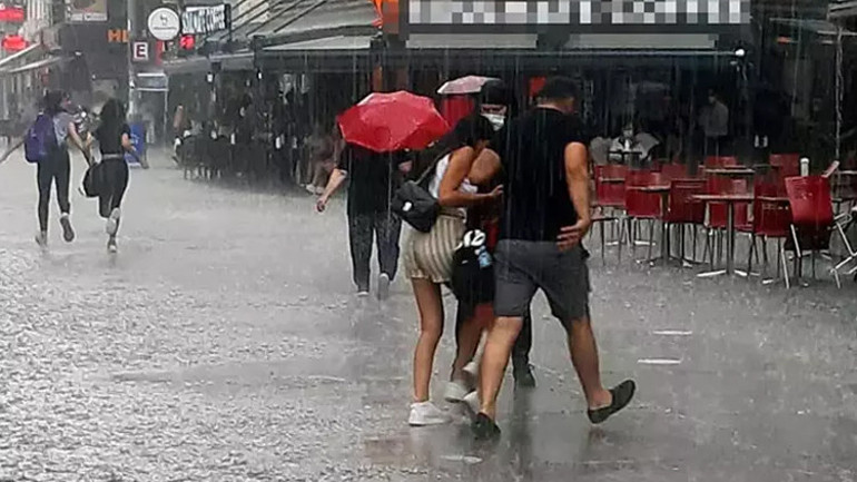 Meteoroloji bölge bölge uyardı... Şemsiye almadan dışarı çıkmayın Bu illere sağanak yağış geliyor