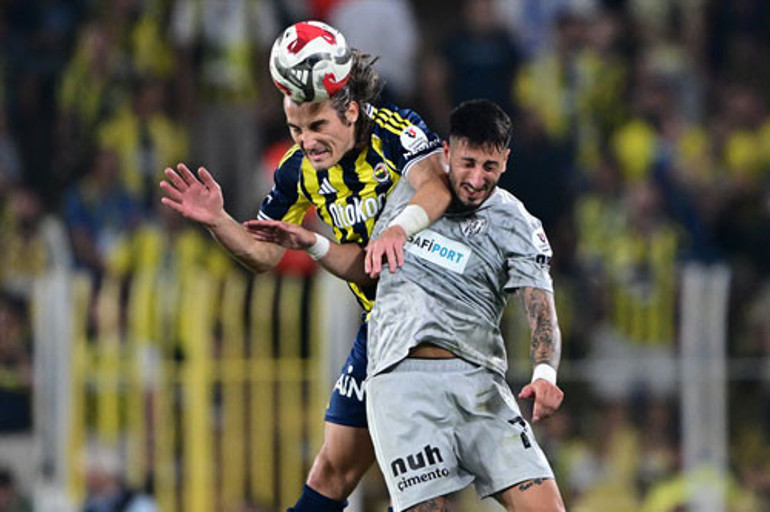 Fenerbahçe-Kocaelispor maçında hakemin hatalı kararını duyurdular: Net penaltı