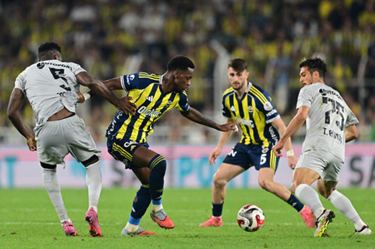 Fenerbahçe-Kocaelispor maçında hakemin hatalı kararını duyurdular: Net penaltı