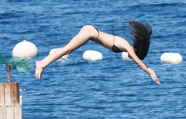 Denizde yoga sohbeti