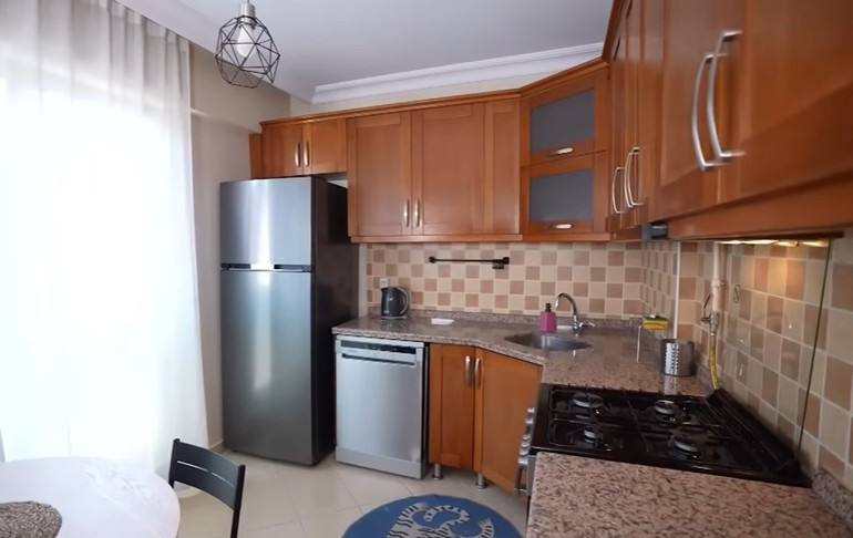 Evi kentsel dönüşüme girdi taşınmak zorunda kaldı... Ünlü şarkıcı yeni yuvasının kapılarını açtı