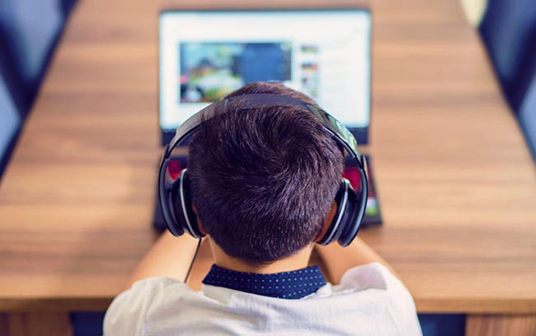 Çocuklarda gizli tehlike Dijital emzik çığ gibi büyüyor: Ciddi hasarlara yol açabiliyor