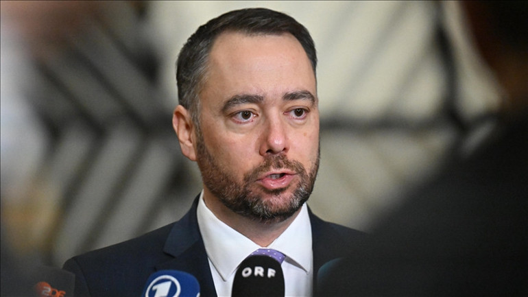 Avrupa siyasetinde İsrail depremi, istifalar peş peşe geldi