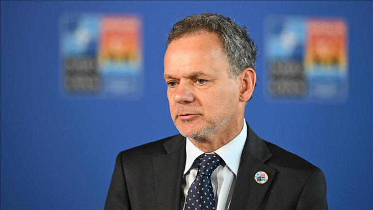 Avrupa siyasetinde İsrail depremi, istifalar peş peşe geldi