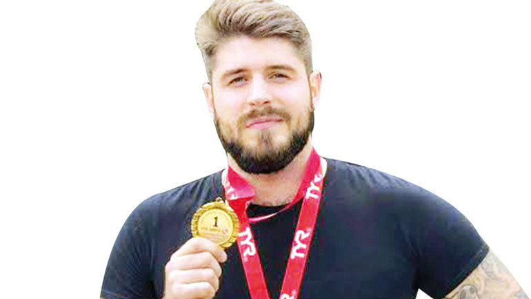 Salla bayrağı düşman üstüne