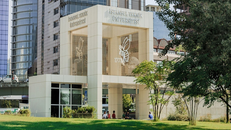 Üniversite başarıları