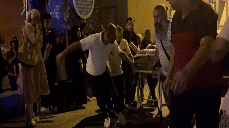 Genç kadını 9 bıçak darbesiyle katletti Daha önce de 7 yerinden bıçaklayan eşi ile çocukları için barışmış