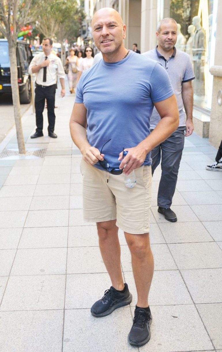 Ünlü şarkıcı Amerikadaki evini kapadı Portekiz’e yerleştim