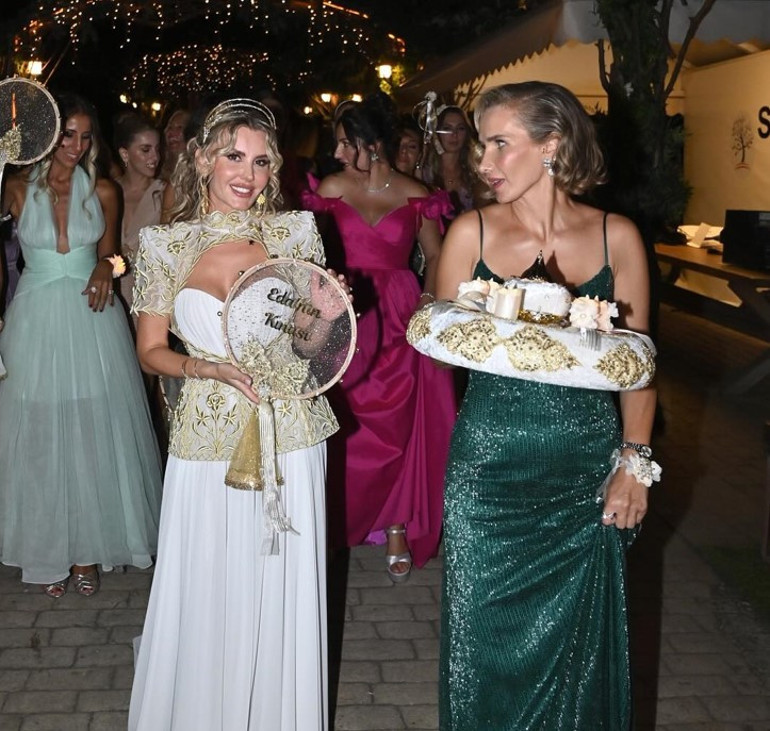 Üç çocuk annesi Zeynep Sever Demirel eski formuna kavuştu
