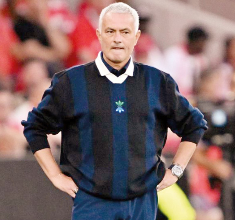 José Mourinho’nun kombini gündem oldu